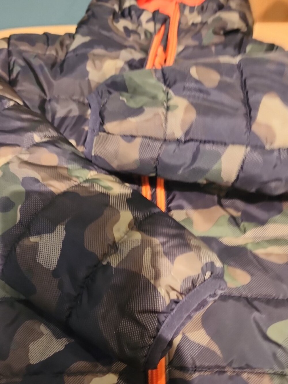 Nike Kids Camo Puffer Jacket with Bright Orange Zip - Picture 4 of 5